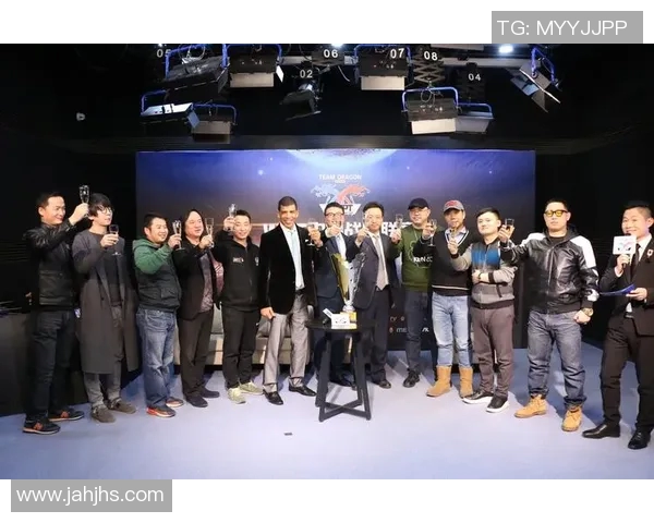 重庆网球队实力分析：在联赛中展现出的强劲竞争力与团队协作